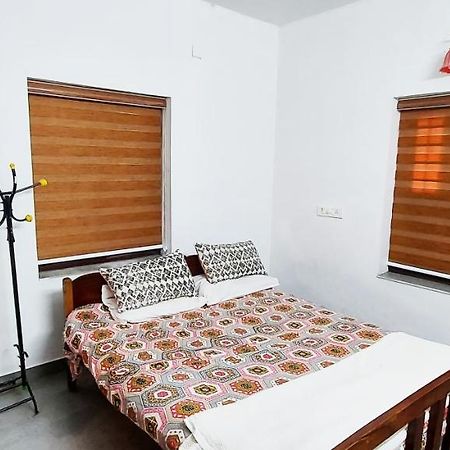 Forestay -3 Bhk Villa Kochi Pallipuram Екстер'єр фото